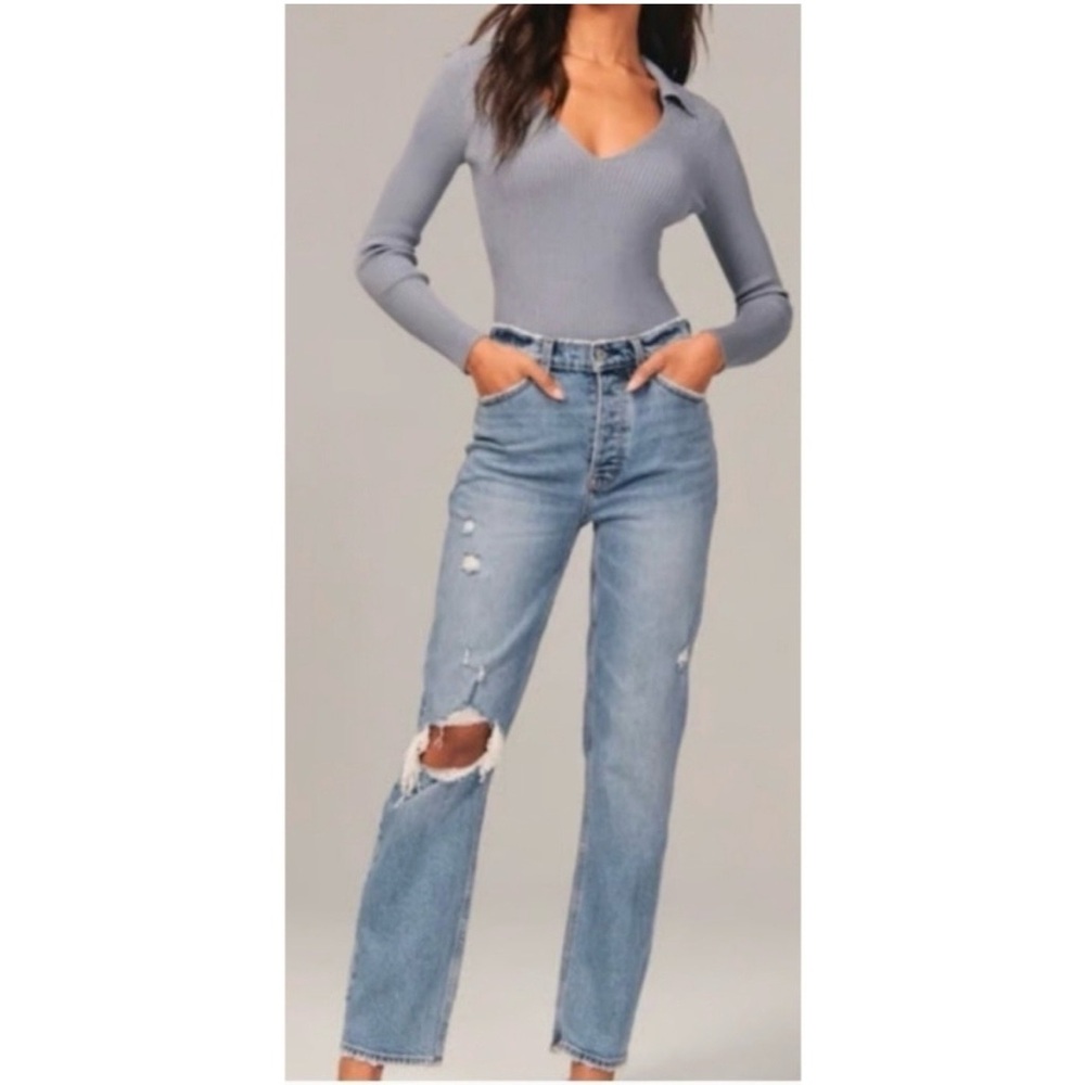 Abercrombie and Fitch Distressed Dad Jeans | women’s size 26R curve love